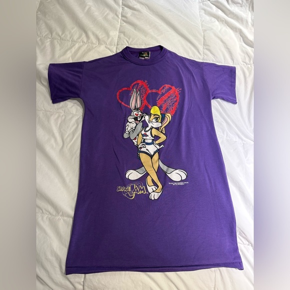Vintage Looney Tunes Space Jam Purple T-Shirt Bugs Bunny and Lola, size M? - Picture 1 of 5